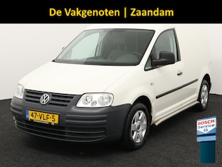 Volkswagen Caddy 2.0 SDI Anti doorSlip Regeling, Boordcomputer, Cruise control, Buitenspiegels elektrisch verstel- en verwarmbaar, Elektrische ramen voor De Volkswagen Caddy 2.0 SDI uit 2007 is een praktische en betrouwbare bedrijfswagen die bekendstaat om zijn eenvoud en degelijkheid. De ongecompliceerde dieselmotor is niet gemaakt voor snelh
