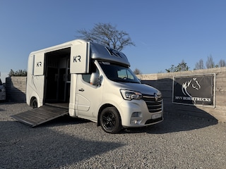 Renault Master PAARDENWAGEN | HORSETRUCK | KRISMAR | STALLION 3XL | 2023 | HENGST | 3-SEAT | 165PK | 70.200KM | MANUEEL | BELGISCH KENTEKEN
