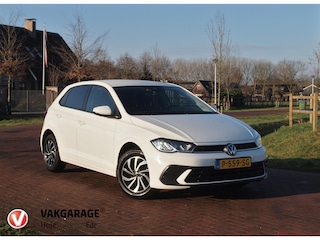 Volkswagen Polo 1.0 TSI Life Business | Apple carplay | Stoelverwarming | Privacy Glas | NL-Auto