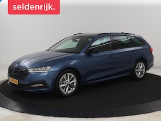Skoda Octavia 1.0 e-TSI Sport | Trekhaak | Camera | Side Assist | Carplay | Sfeerverlichting | Navigatie | Sportstoelen | Full LED | 17'' | Digital Cockpit | Climate control | Bluetooth | Cruise control