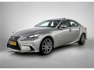 Lexus IS 300h F Sport Line | Schuifdak | Premium Navigatie Systeem | Stoelverwarming |