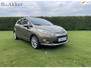 Ford Fiesta 1.25 Trend I Nwe APK I Trekhaak I Stoel vw I Voorruit vw I ACC I Zeer netjes!