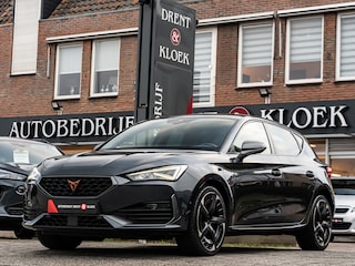 Cupra Leon 1.4 e-Hybrid VZ Adrenaline KUIPSTOELEN 19 INCH CAMERA ELEK STOEL