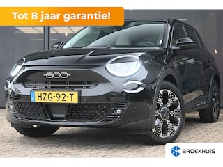 Fiat 600 e La Prima 54 kWh 98%SOH! | 8 Jaar Garantie! | Vol-Leder | Massage | Elektr. Achterklep | Adaptive Cruise | Stoelverwarming | Sfeerverlichting | !!