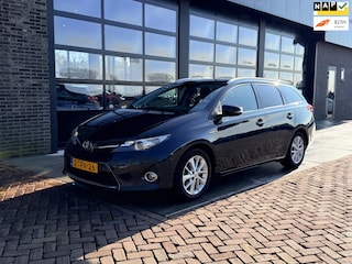Toyota Auris Touring Sports 1.8 Hybrid Lease+ | Pano | Navi | Clima | Keyless |