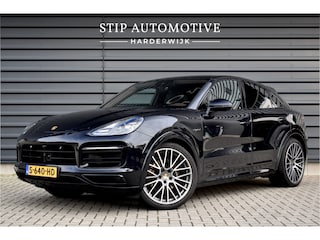 Porsche Cayenne 3.0 E-Hybrid 462pk Platinum Edition SportDesign | Pano | ACC | Trekhaak | 22'' Wielen | Bose | Achterasbesturing | Stoelventilatie | Sportuitlaat |