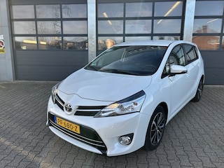 Toyota Corolla Verso 1.8 VVT-i 147pk Automaat Dynamic