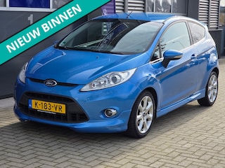 Ford Fiesta 1.4 Trend Sportieve uitvoering!