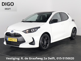 Toyota Yaris 1.5 Hybrid Active Sport | Apple Carplay & AndroidAUTO | 15"Lichtmetalen velgen | Privacy Glass |