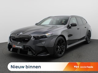 BMW 5-serie Touring 728PK Aut. Keramische remschijven, Panoramadak, Head-Up Display, Adaptieve Cruise Controle, Keyless, Side Assist, M-Drivers Pack, Bower&Wilkins Audio, Comfort Pack, Trekhaak, 21" LM Velgen