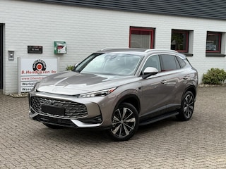 MG HS 1.5T GDI PHEV Aut Comfort/ Nieuwe voorraad auto met 7000 euro korting/ December 2025/ 100 KM elektrisch/ Camera achter/ Apple Carplay/ Keyless entry