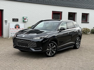 MG HS 1.5T GDI PHEV Aut Comfort/ Nieuwe voorraad auto met 7000 euro korting/ December 2025/ 100 KM elektrisch/ Camera achter/ Apple Carplay/ Keyless entry