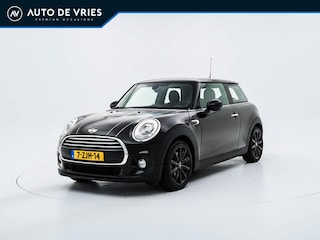 Mini Cooper 1.5 136pk Chili Business | Airco | Navigatie | Cruise | 17'' Velgen