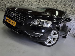 Volvo V60 2.4 D6 AWD Plug-In Hybrid Summum *Twin-Engine*NAP!