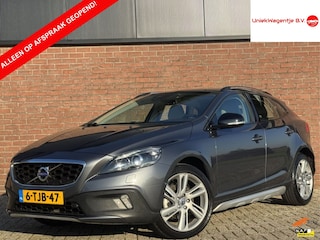 Volvo V40 1.6 D2 SUMMUM | NL-AUTO! | LEDER!