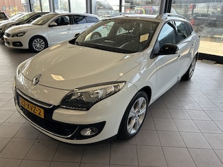 Renault Mégane Estate 1.5 dCi Bose Achteruit rij cam BJ 2012 !!!