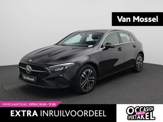 Mercedes-Benz A-klasse 250 e Luxury Line | Automaat | Navigatie | Apple Carplay / Android Auto | Achteruitrijcamera | Stoelverwarming | Wide Screen Virtual Cockpit | Cruise Control | Climate Control | Parkeersensoren | Bluetooth | LED | Sportstuur | Half-Leder | Lichtmetalen Velgen|
