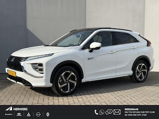 Mitsubishi Eclipse Cross 2.4 PHEV Instyle / Fabrieksgarantie tot 05-2030 / Dealer Onderhouden / Schuif Kantel Dak / Camera / Navigatie / Adaptieve Cruise / ApplecarPlay & Android Auto / Lederen Bekleding / Stoel Verwarming / Elektr. Stoelen / Stoel Verwarming /