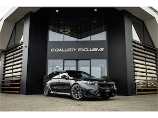 BMW 5-serie Touring - Panorama | B&W | Carbon | Elek. Trekhaak | 360 Camera