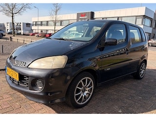 Daihatsu Young RV Young RV 1.3-16V VTi APK Gek. 03-2027