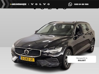 Volvo V60 2.0 B4 Core | Adaptieve Cruise Control | Stuurwielverwarming | Dodehoek Detectie | Navigatie | DAB+ | Keyless Entry / Start | Elektrische Achterklep |