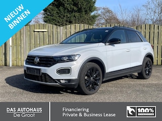 Volkswagen T-Roc 1.5TSI 150pk DSG Sport Black Style | ACC | Side -/ Lane assist |