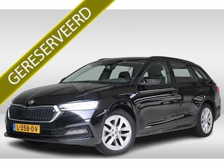 Skoda Octavia Combi 1.0 e-TSI Business Edition Navigatie | Trekhaak | El. achterklep | Cruise Control | Camera
