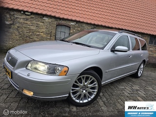 Volvo V70 2.4 Summum 7 persoons! Mooie auto!