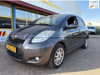 Toyota Yaris 1.3 VVTi Comfort AIRCO APK T/M 19-1-2027
