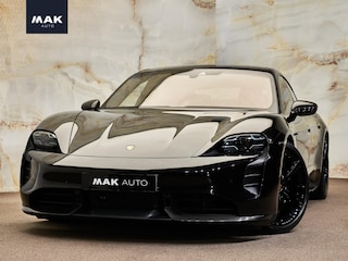 Porsche Taycan Turbo S, PCCB, PDCC, SportDesign, carbon, pano, Burmester, InnoDrive matrix-LED, 21", HUD, keyless, privacy
