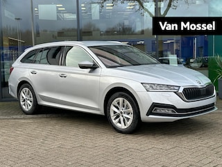 Skoda Octavia Combi 1.0 TSI Business Edition Plus 110 PK | LED Koplampen | Navigatie | Climate Control | Adaptive Cruise Control | Travel pakket | Apple Carplay/Android Auto | Elektrische achterklep | Privacy Glass | Parkeersensoren | Lichtmetalen velgen | €9.854,- Actiekorting! | PRIJS = NETTO RIJKLAAR! | Direct leverbaar! |