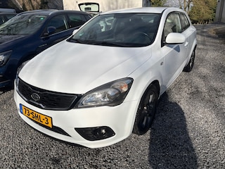 Kia ProCeed Pro_cee'd 1.4 CVVT Navigator Plus Pack
