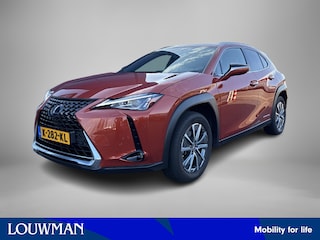 Lexus UX 300e Luxury 54 kWh | Leder | stoel- verwarming / koeling | elektrische stoelen
