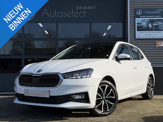 Skoda Fabia 1.0 TSI Business Edition Pano Camera CarPlay