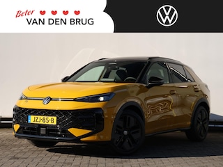 Volkswagen T-Roc R-Line First Edition 1.5 eTSI 150 PK | Black Style | Led Matrix | Trekhaak | Harman Kardon |