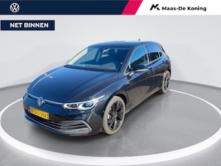 Volkswagen Golf 1.5eTSI/150PK Style · Navigatie · Camera + Parkeersensoren · Apple/Android Car Play·