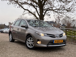 Toyota Auris 1.8 Hybrid Executive | Navi + Camera + Cruise + Clima Nu € 9.975,-!!!
