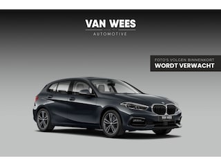 BMW 118i F40 Executive Edition Sport-Line | 1e eigenaar | Dakraam | BTW auto | LED | Sportstoelen | Sportstuur | 17 inch | Navi | Bluetooth | Cruise control | Climate control |