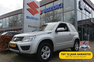 Suzuki Grand Vitara 2.4 Exclusive AUTOMAAT 3-deurs - 1.600 kg trekkracht geremd