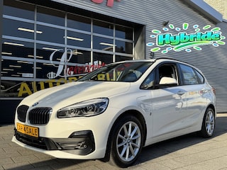 BMW 2-serie Tourer 225xe iPerformance eDrive Edition - AUTOMAAT I Navigatie I Airco I PDC I Sport velgen I Dealer onderh.