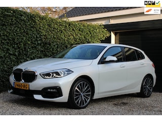 BMW 118i Executive Edition | Automaat | Carplay | N.A.P. | Virtual display