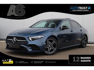 Mercedes-Benz A-klasse 180 Business Solution AMG Night Pakket Automaat Panoramadak Sfeerverlichting Widescreen Achteruitrijcamera