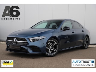 Mercedes-Benz A-klasse 180 Business Solution AMG Night Pakket Automaat Panoramadak Sfeerverlichting Widescreen Achteruitrijcamera