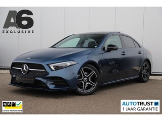 Mercedes-Benz A-klasse 180 Business Solution AMG Night Pakket Automaat Panoramadak Sfeerverlichting Widescreen Achteruitrijcamera