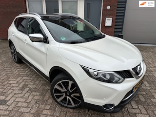 Nissan Qashqai 1.2 Tekna + / 1e Eig / Pano / Leder / Camera / Navi / AUT