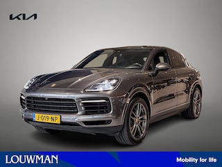 Porsche Cayenne 3.0 E-Hybrid | Sport Chrono | Panoramadak | Sportstoelen | El. Trekhaak | NL Auto | Porsche Dealeronderhouden |