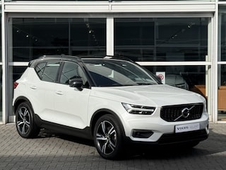 Volvo XC40 T4 190PK AUT8 R-Design| Camera| Trekhaak| Elek.Stoel| Stoel.verw