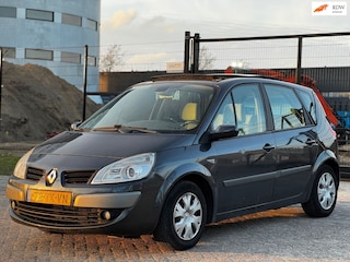 Renault Scénic 1.6-16V Privilège Comfort