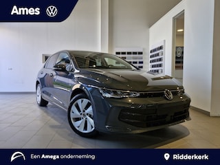 Volkswagen Golf Life Edition 1.5 eHybrid 204 PK | Stoelverwarming | Automaat | Sfeerverlichting | 17'' velgen |