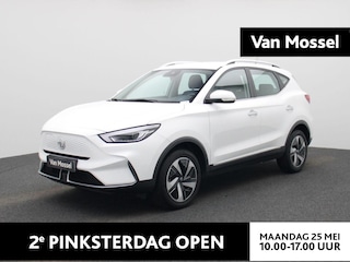 MG ZS Long Range Luxury 70 kWh Panoramadak | 360 Camera | Apple Carplay/Android Auto | 440km WLTP | Afneembare trekhaak | Getinte achterruiten